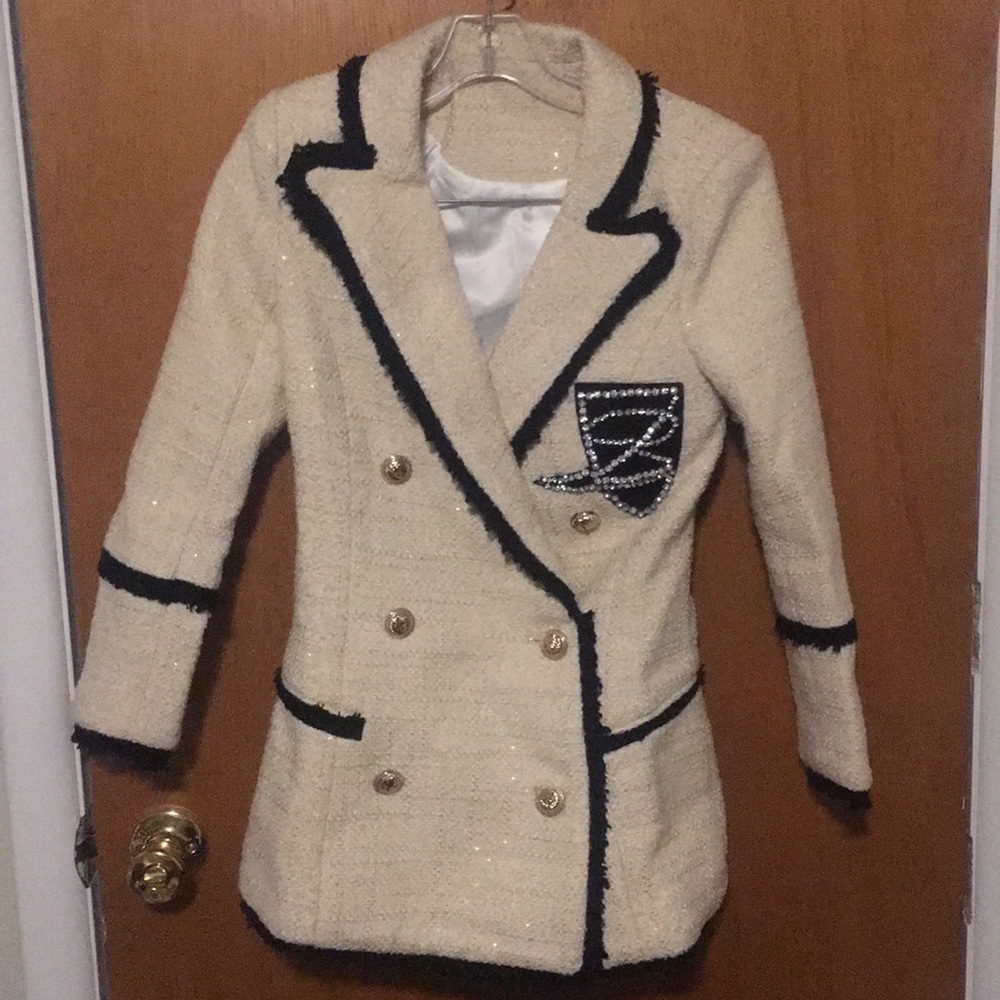Embellished Dress coat - Picture 8 of 9